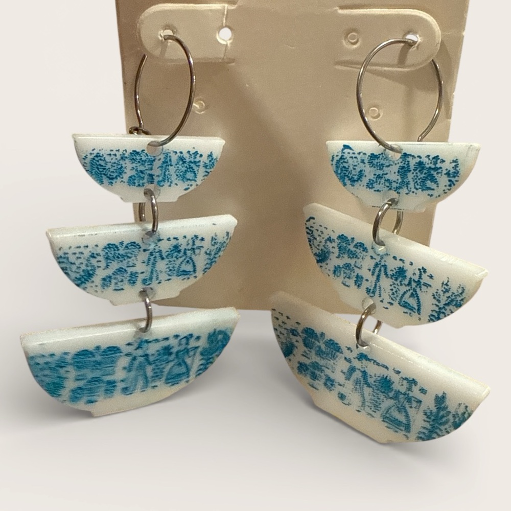 Pyrex three tiered dangle Amish butterprint Blue and White Earrings